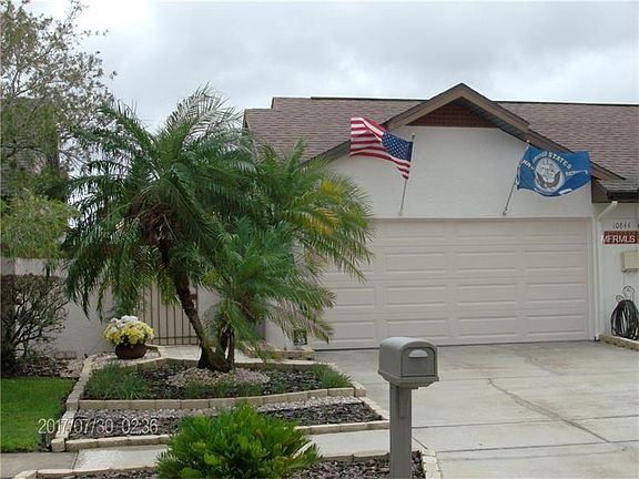 3rd image of 10844 Venice Cir