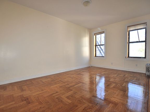 4th image of 184 Clarkson Ave #Ax2