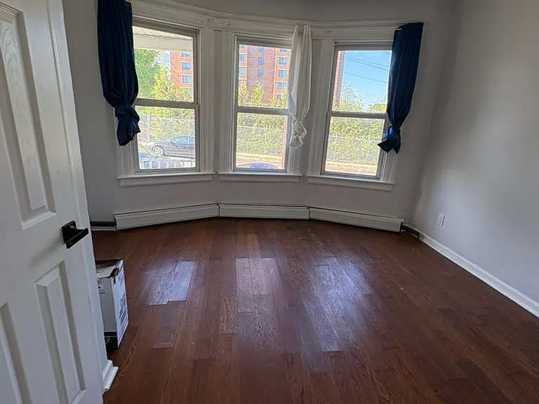 10 Rodwell Ave #4 — Photo 6