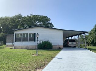 4000 Citrus Cir, Fruitland Park, FL 34731