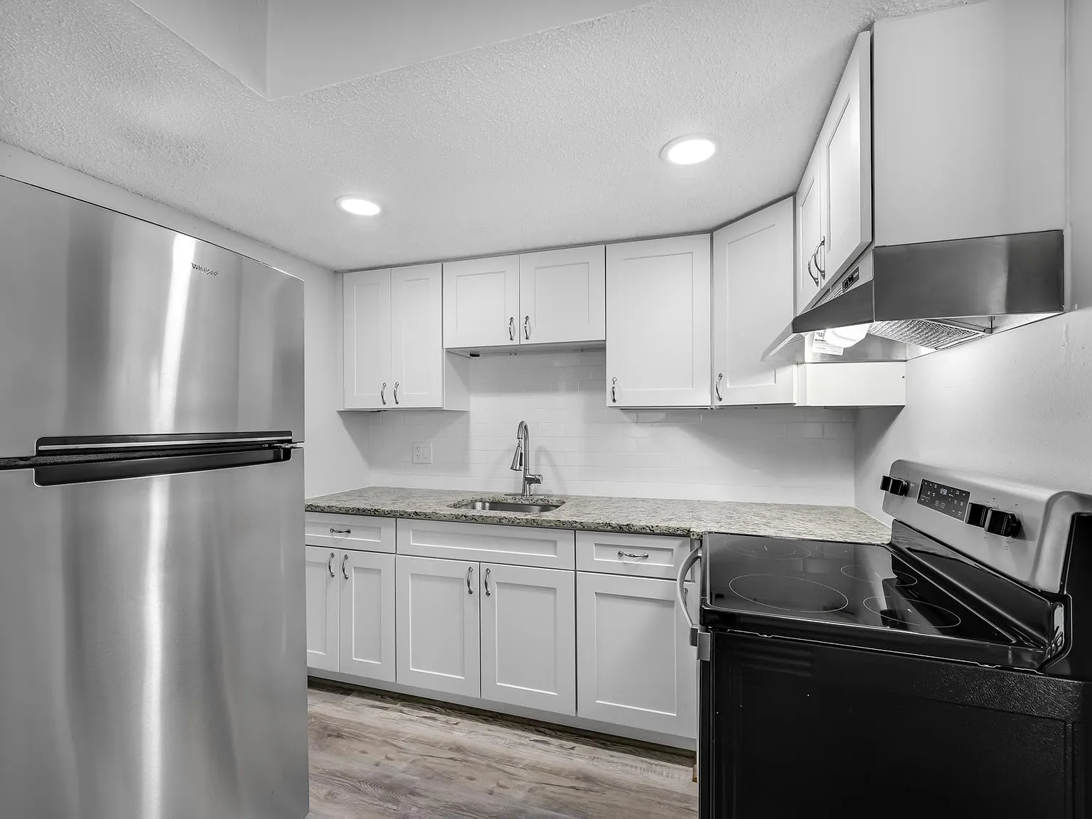 1279 Santa Rosa St — Photo 4