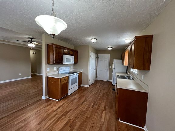 5th image of 2505 Sundance Ct