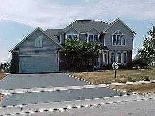 320 Ridgepoint Cir E photo 1