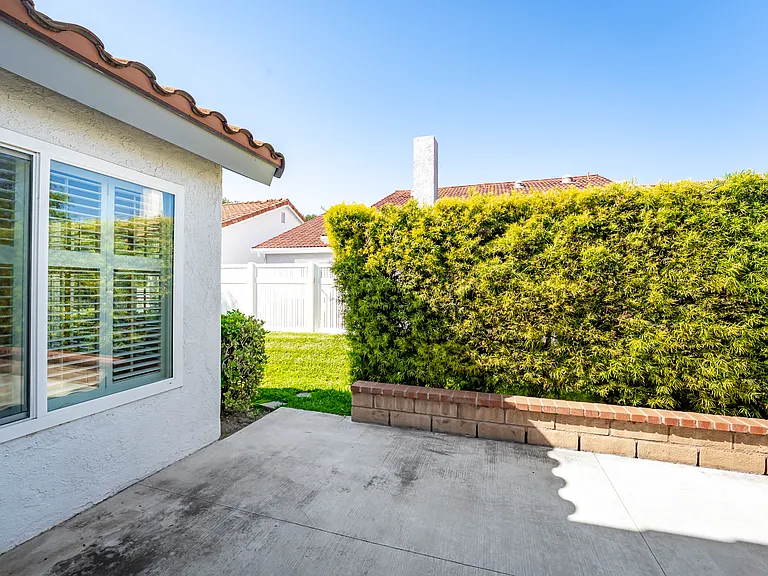 27725 Calle Valdes — Photo 25