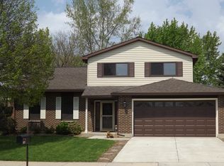 1160 Valley View Drive, Downers Grove, IL 60516
