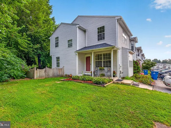 261 Mansion Pkwy, New Castle, DE 19720