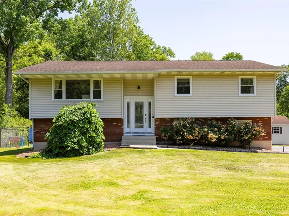 17 Vorndran Drive, Wappingers Falls, NY 12590