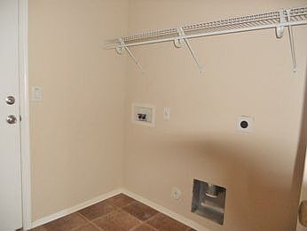 2nd image of 364 W Phantom Dr