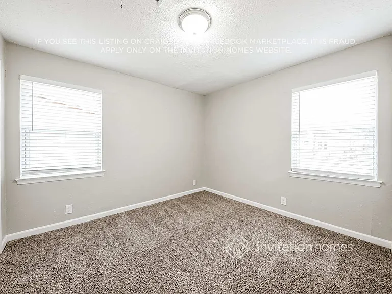 2740 Blue Ridge Dr — Photo 12