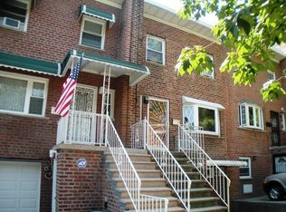 2582 Stedman Pl, Bronx, NY 10469