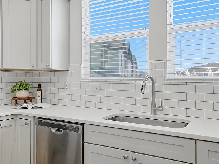 4342 W Notch Peak Ln — Photo 10