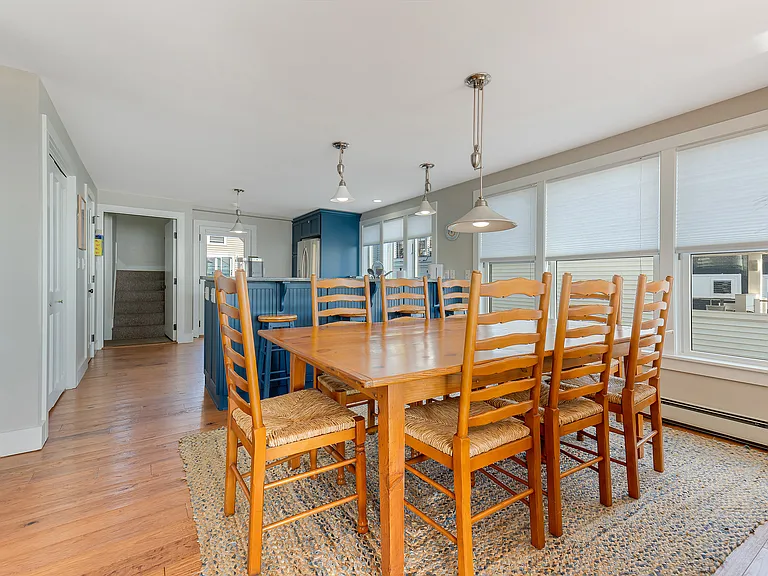 125 Long Beach Ave — Photo 8