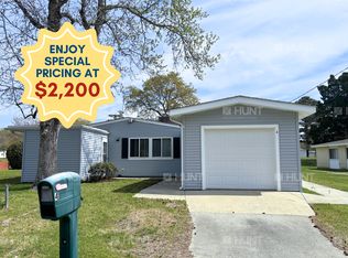4 Adams Dr, Havelock, NC 28532