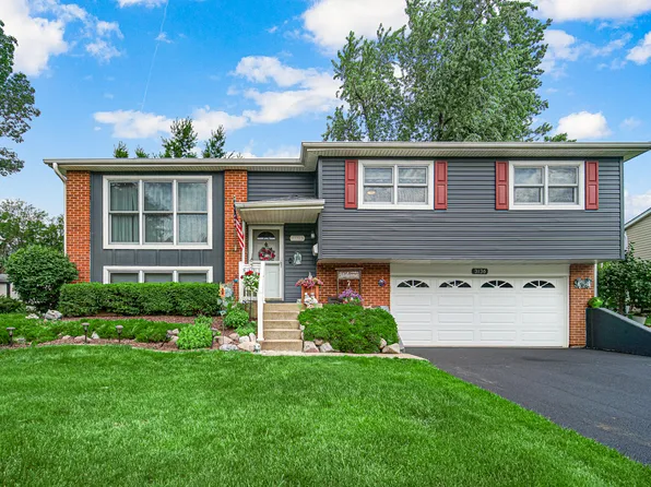 3136 Everglade Ave, Woodridge, IL 60517