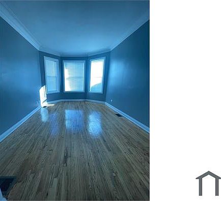2nd image of 742 N Lawndale Ave #1