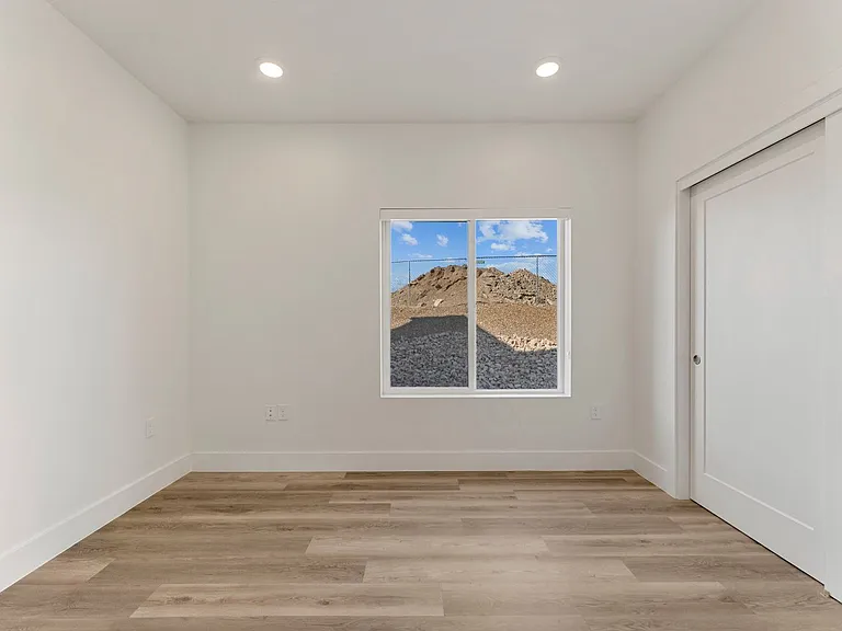 Brand New Modern Apartments at Ascesa — Photo 40