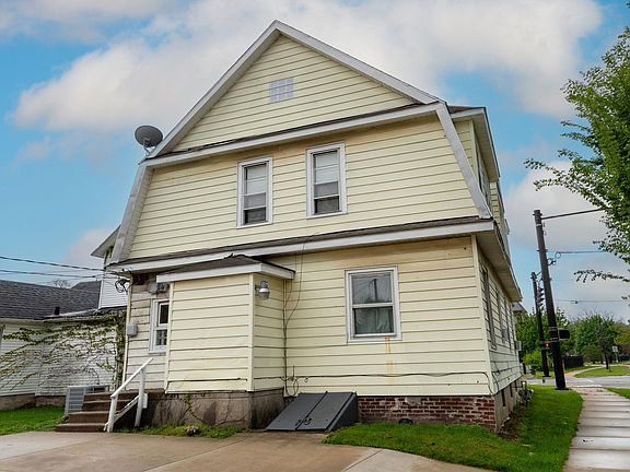 4th image of 535 Lincolnway St W