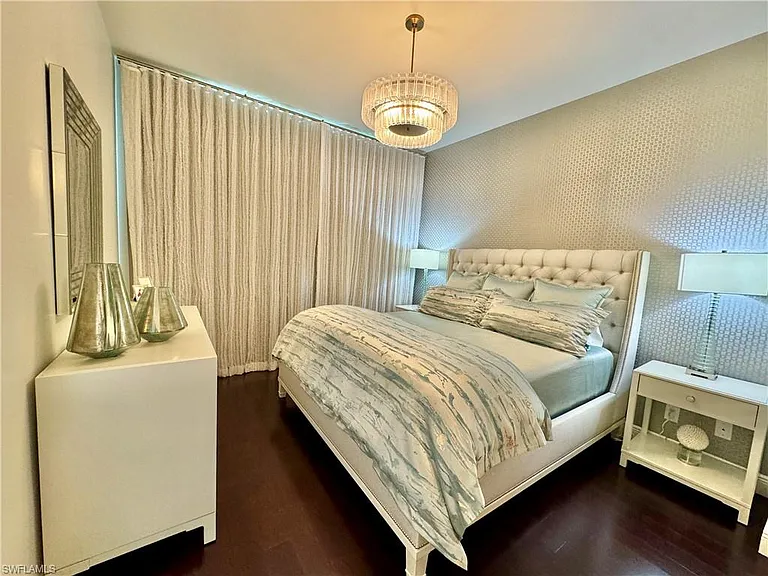 365 5th Ave S #303 — Photo 35