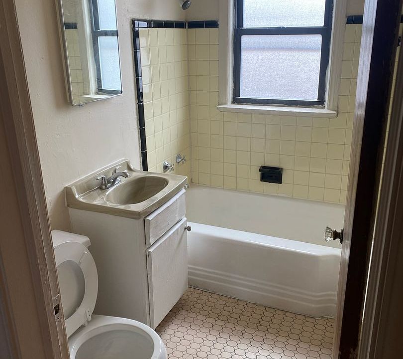 1st image of 1639-53 E 74th St #1645-2E