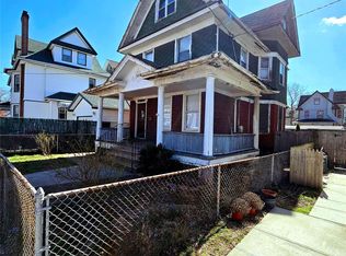 10460 89th Ave, Richmond Hill, NY 11418