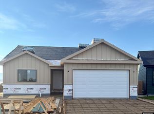 4548 Shale Cir, Mills, WY 82644