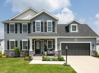1622 Cobble Hills Dr, Osceola, IN 46561
