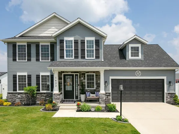 1622 Cobble Hills Dr, Osceola, IN 46561