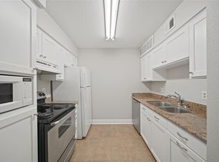 845 Augusta Dr #48B, Houston, TX 77057