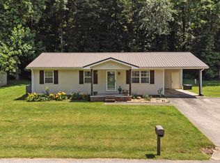 145 Pebble Creek Dr, Eddyville, KY 42038