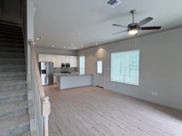 957 Beebrush Ln, New Braunfels, TX
