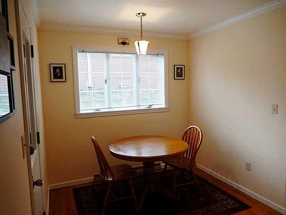 4th image of 514 Cochran Dr