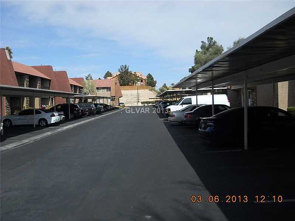 4th image of 4390 Sandy River Dr Unit 11