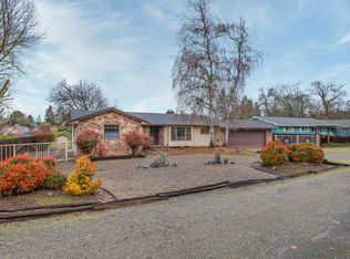 244 Swarthout Dr, Grants Pass, OR 97527