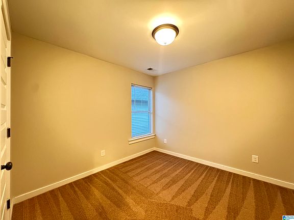 5th image of 572 Kincaid Cove Ln