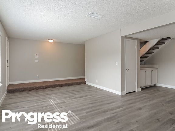 4th image of 3251 Longford Way