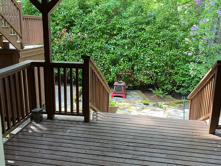 12818 SE 47th Pl — Photo 25