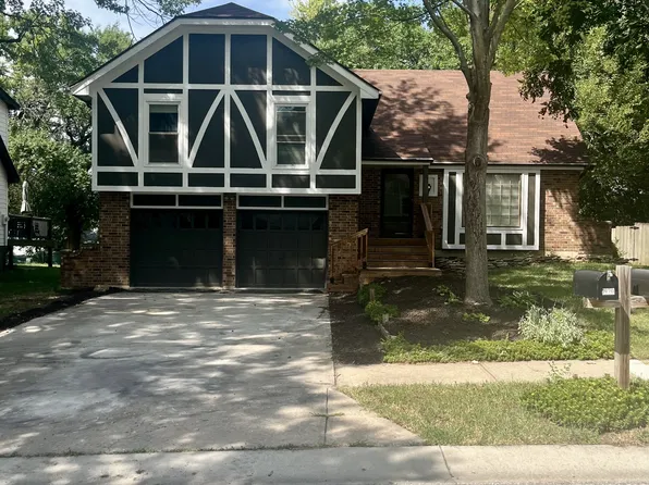 1920 E 153rd Ter, Olathe, KS 66062