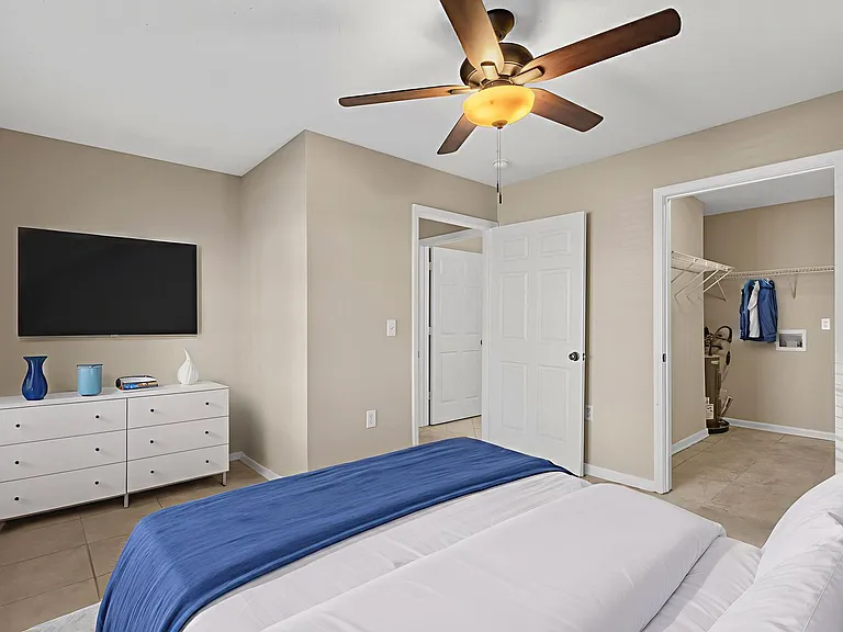 3687 Claypond Rd #C — Photo 36