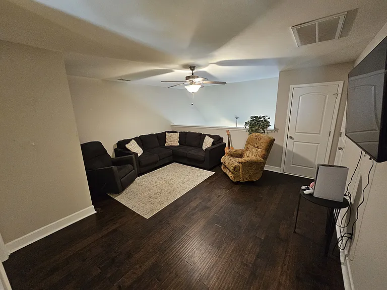 9001 Brixworth Ct — Photo 24