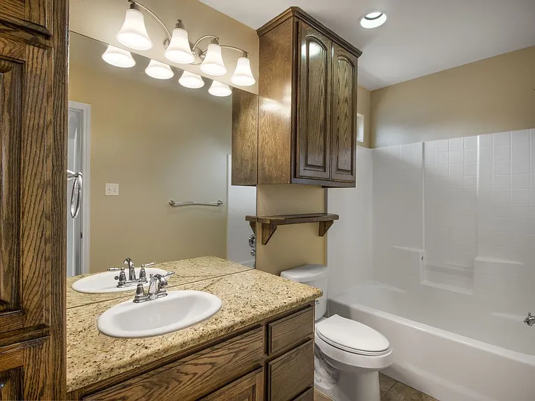3825 Kangaroo Ct — Photo 22