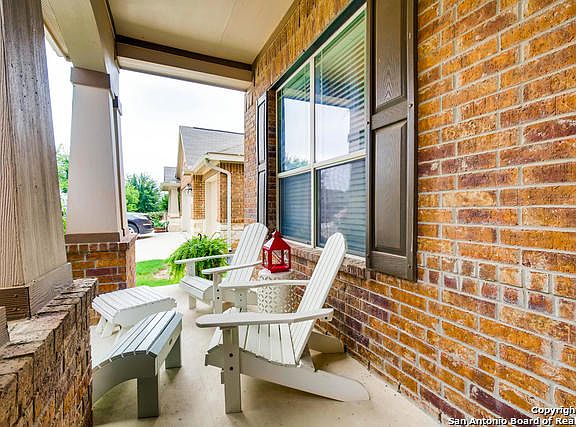 3rd image of 8535 Fess Parker Dr