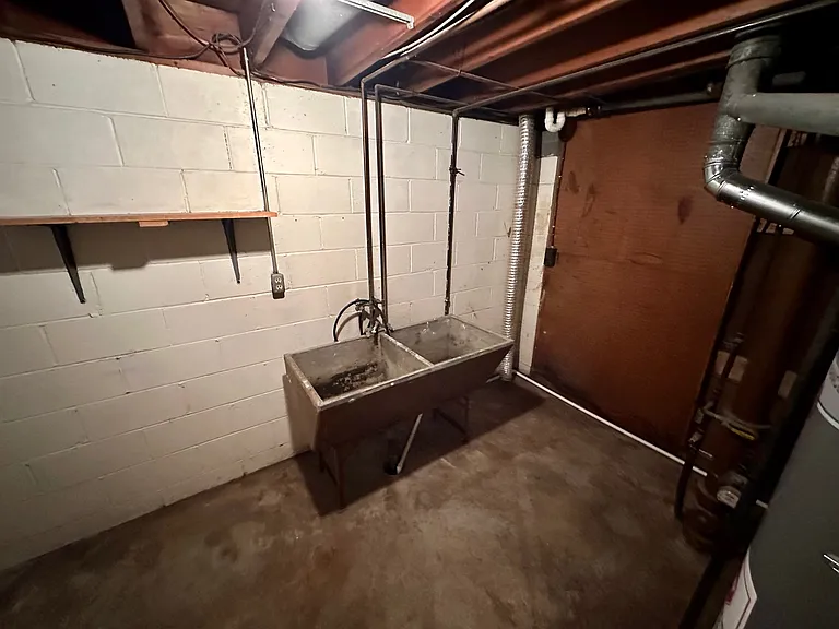 270 Cluster Ave #2 — Photo 16
