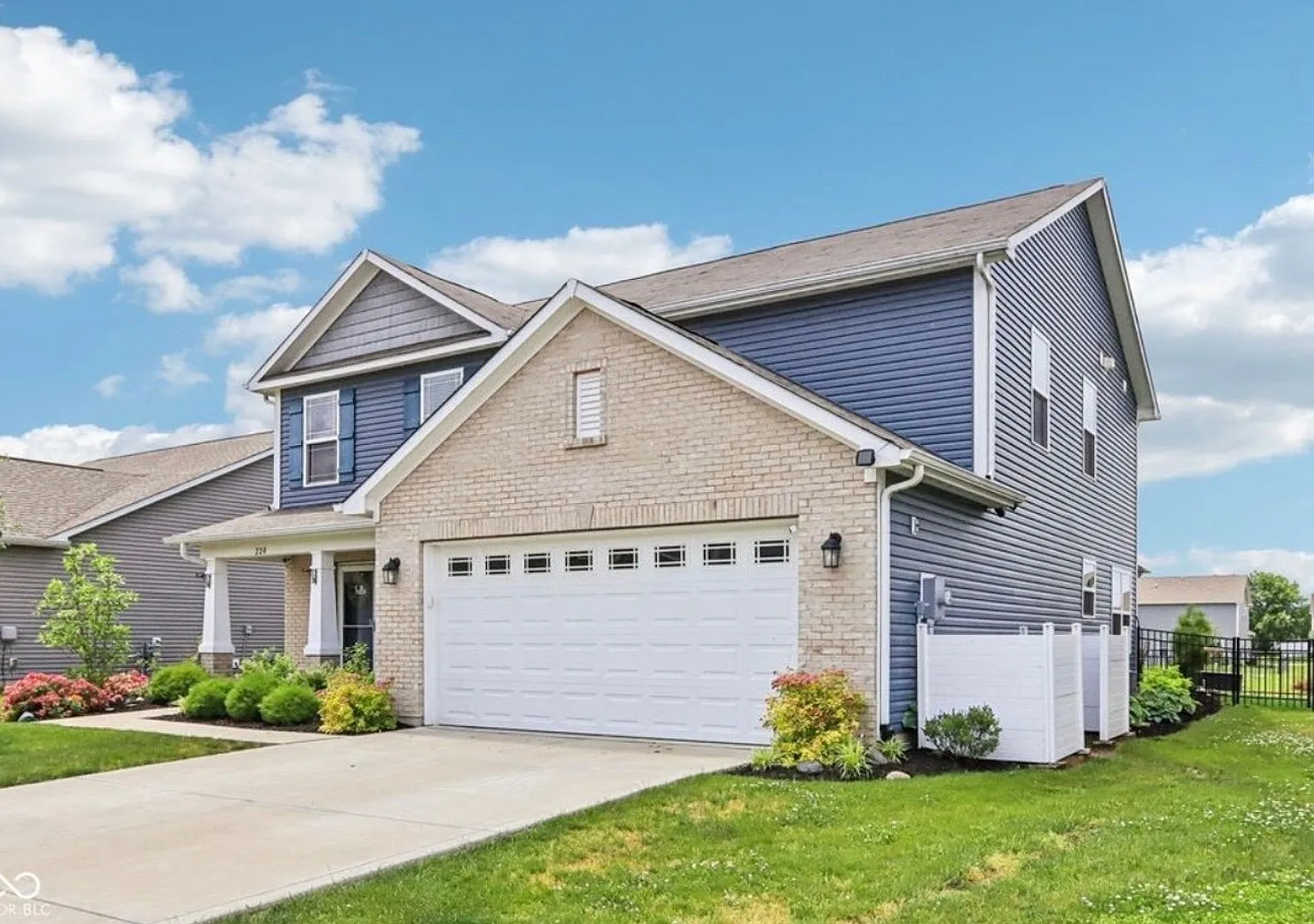 Spacious 4BR House in Greenfield — Photo 4
