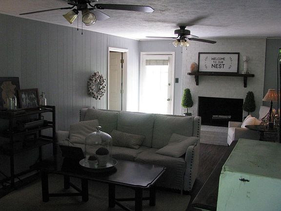 5th image of 1021 Farrington Dr