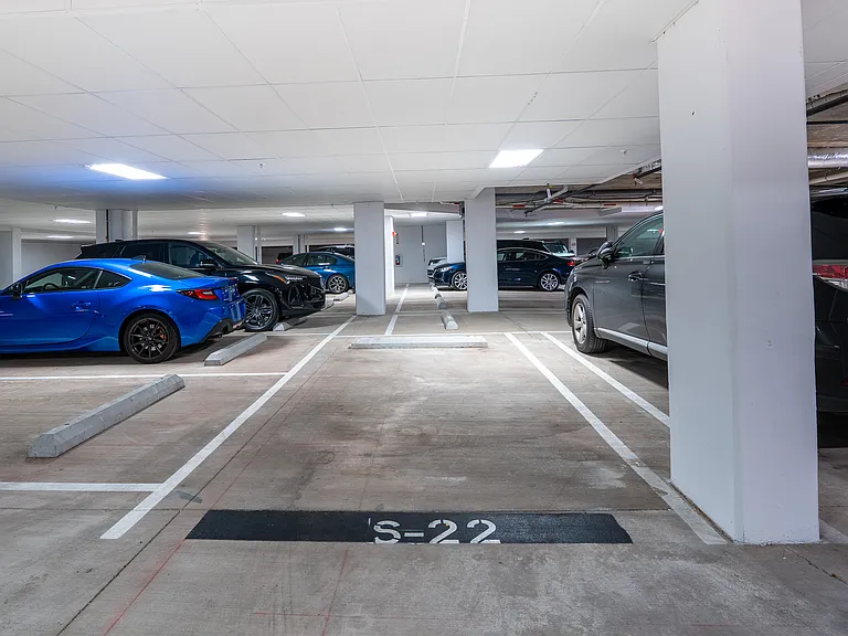 701 N Henry St #400 — Photo 43