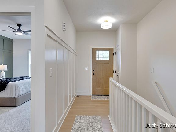 5th image of 754 Noble Dr