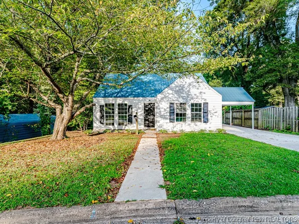 413 Greensboro Ave, Sanford, NC 27330