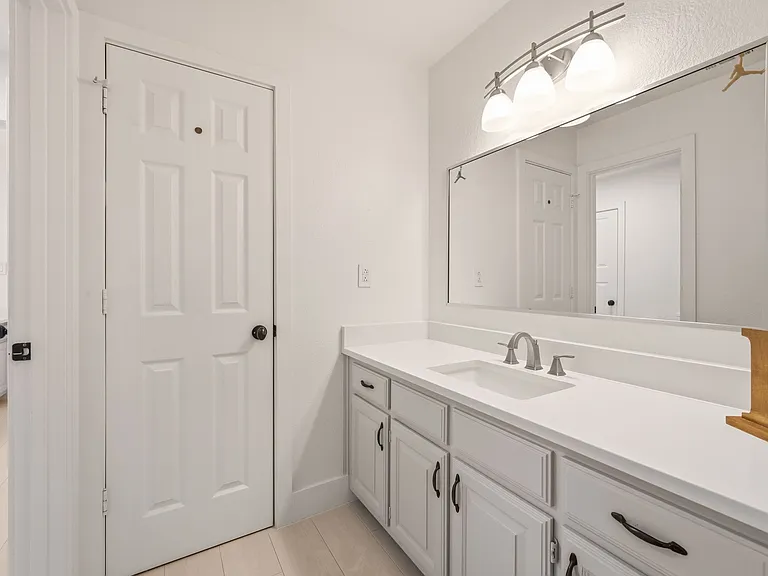 4805 Mill Creek Dr — Photo 25