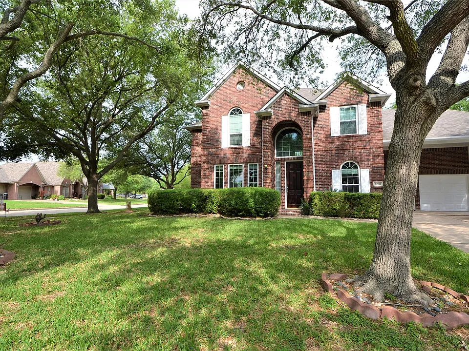 12110 Laurel Ct