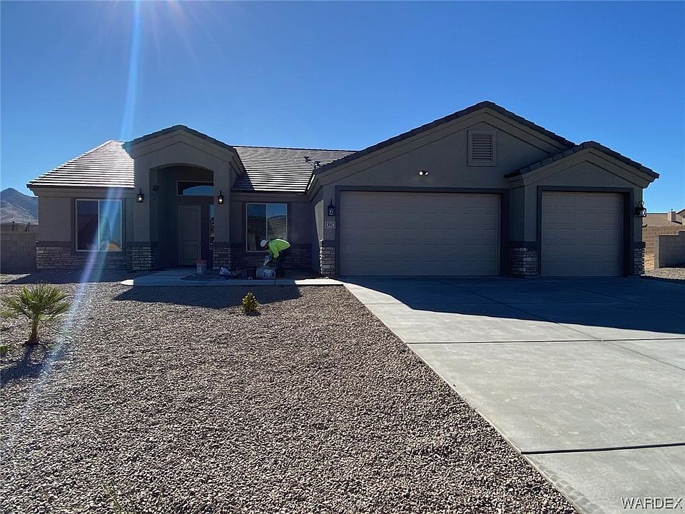 1st image of 4228 Fire Thorn Avenue